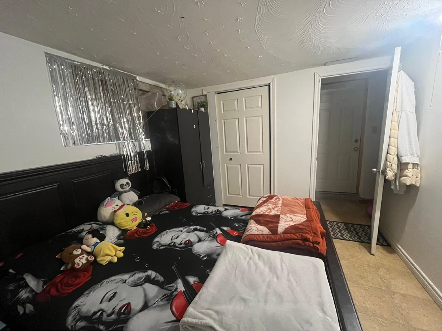 Room for rent - Shared property Girls only