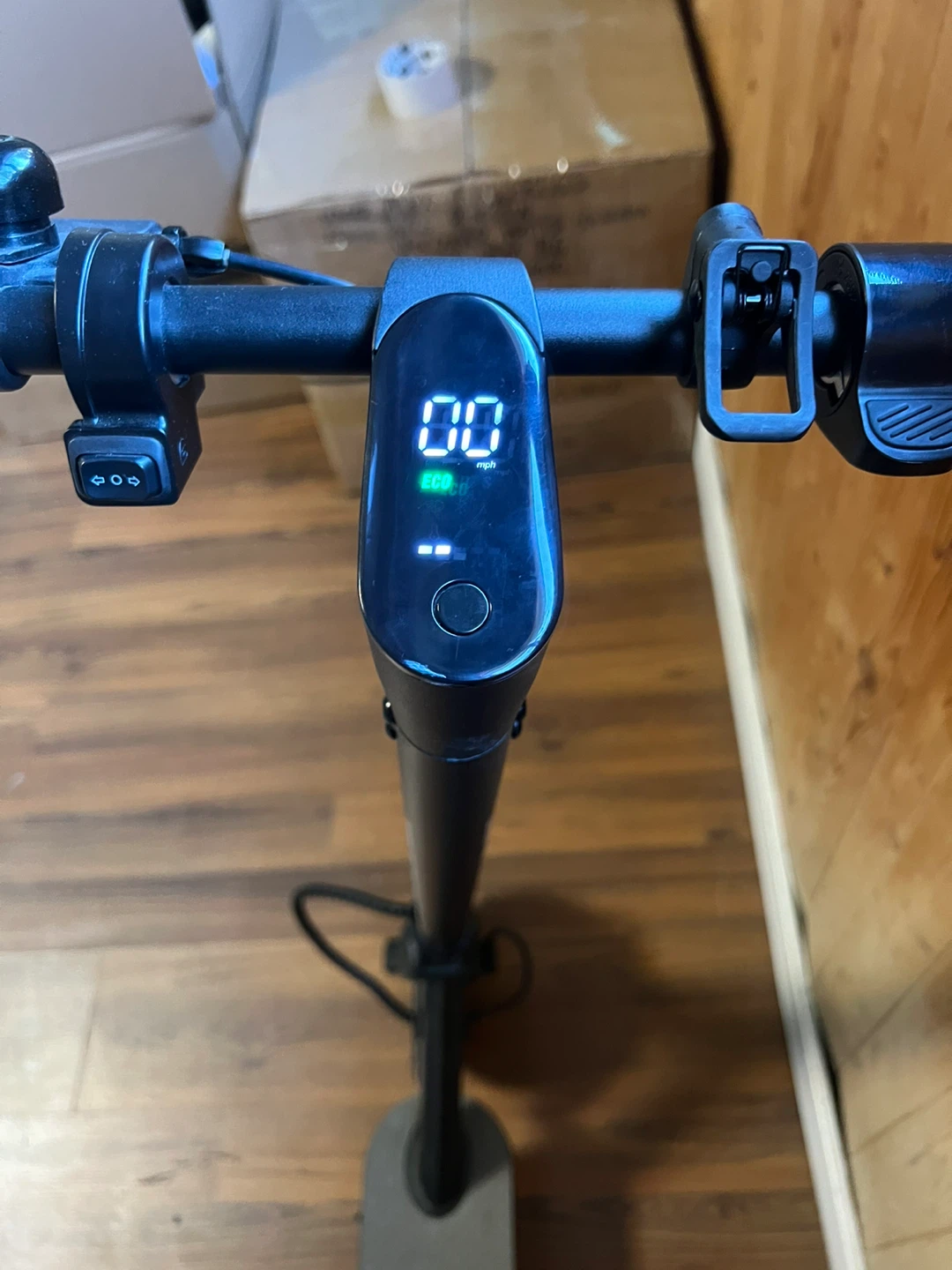 ECOROAD EC6 Electric Scooter - photo 2
