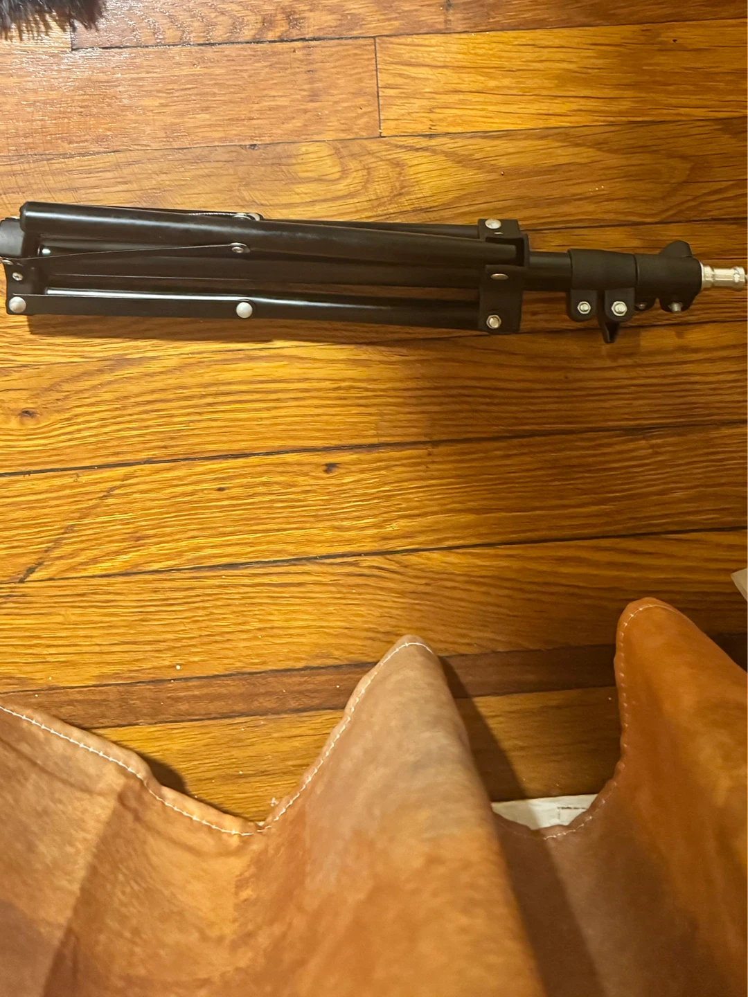 Black Adjustable Light Stand Tripod - photo 3