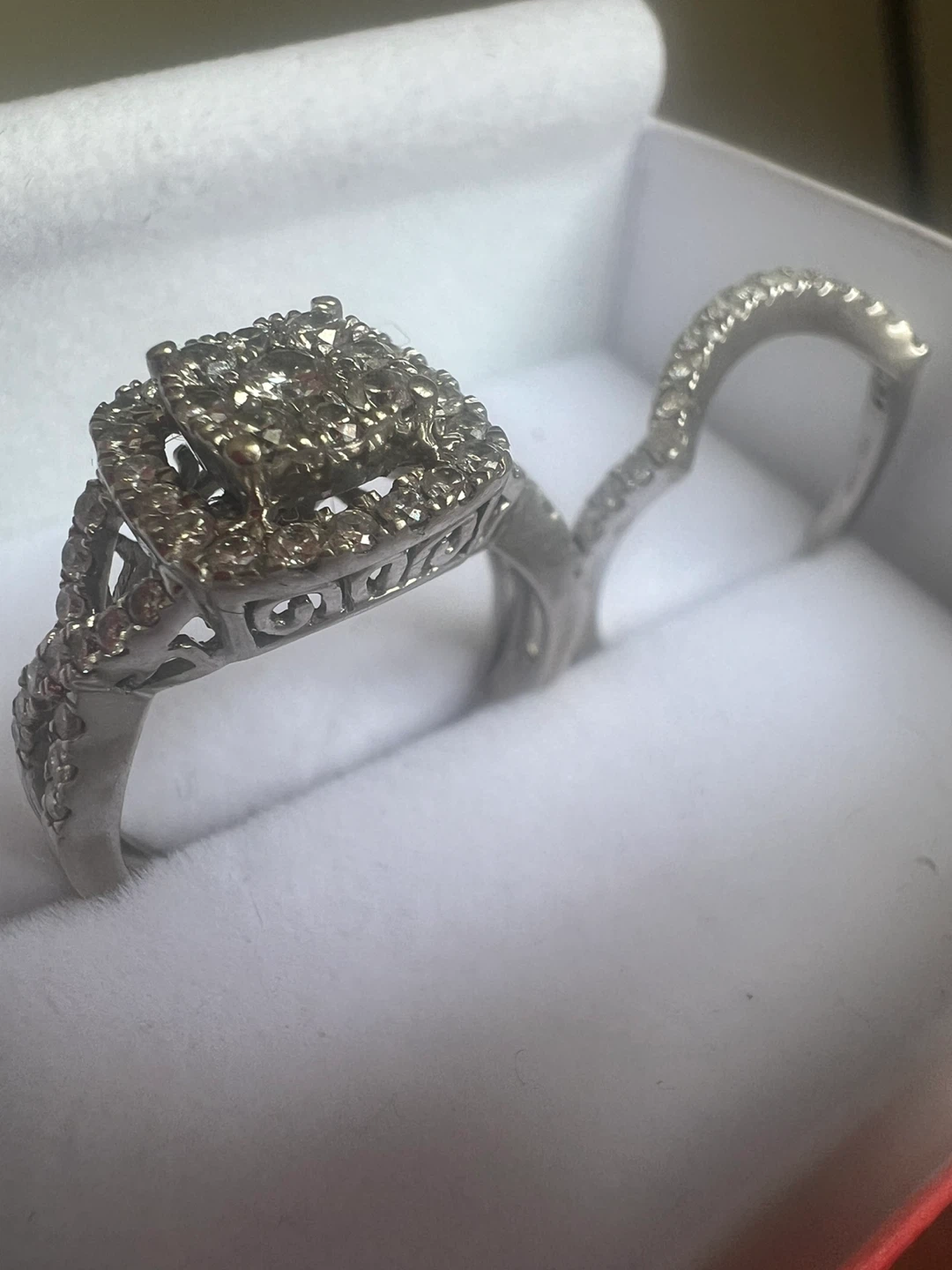 10K White Gold Diamond Ring Set