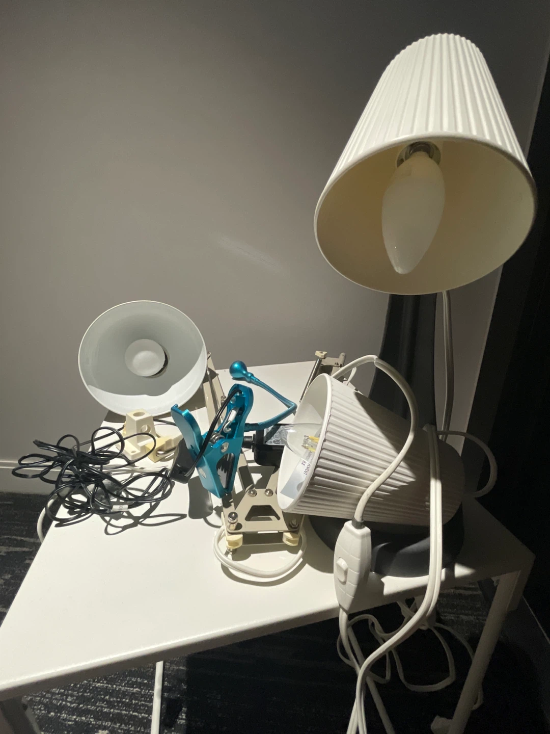 Free bulbs ***4 Desk Lamps with Clamp and Floor Lamp