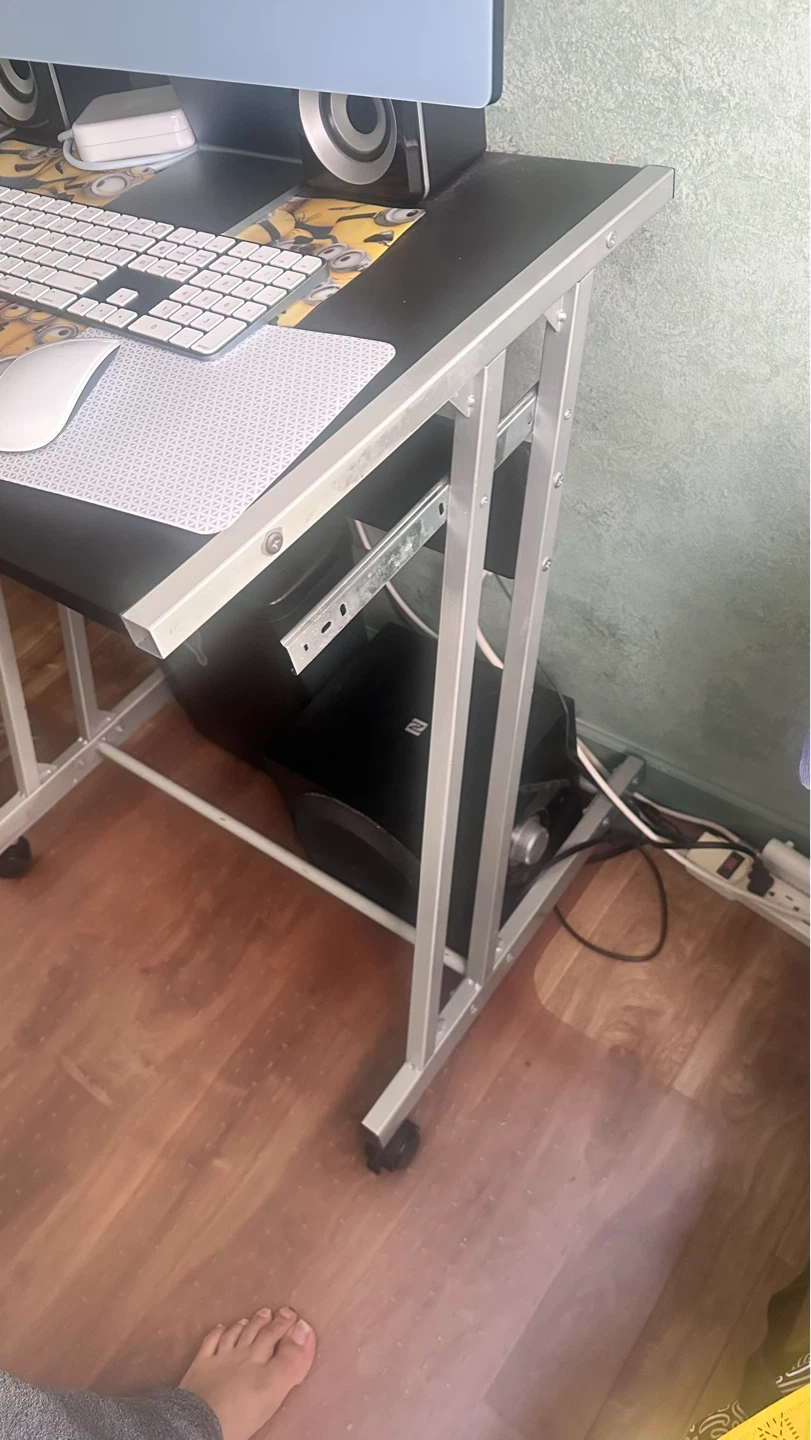 Metal Frame Rolling Computer Desk