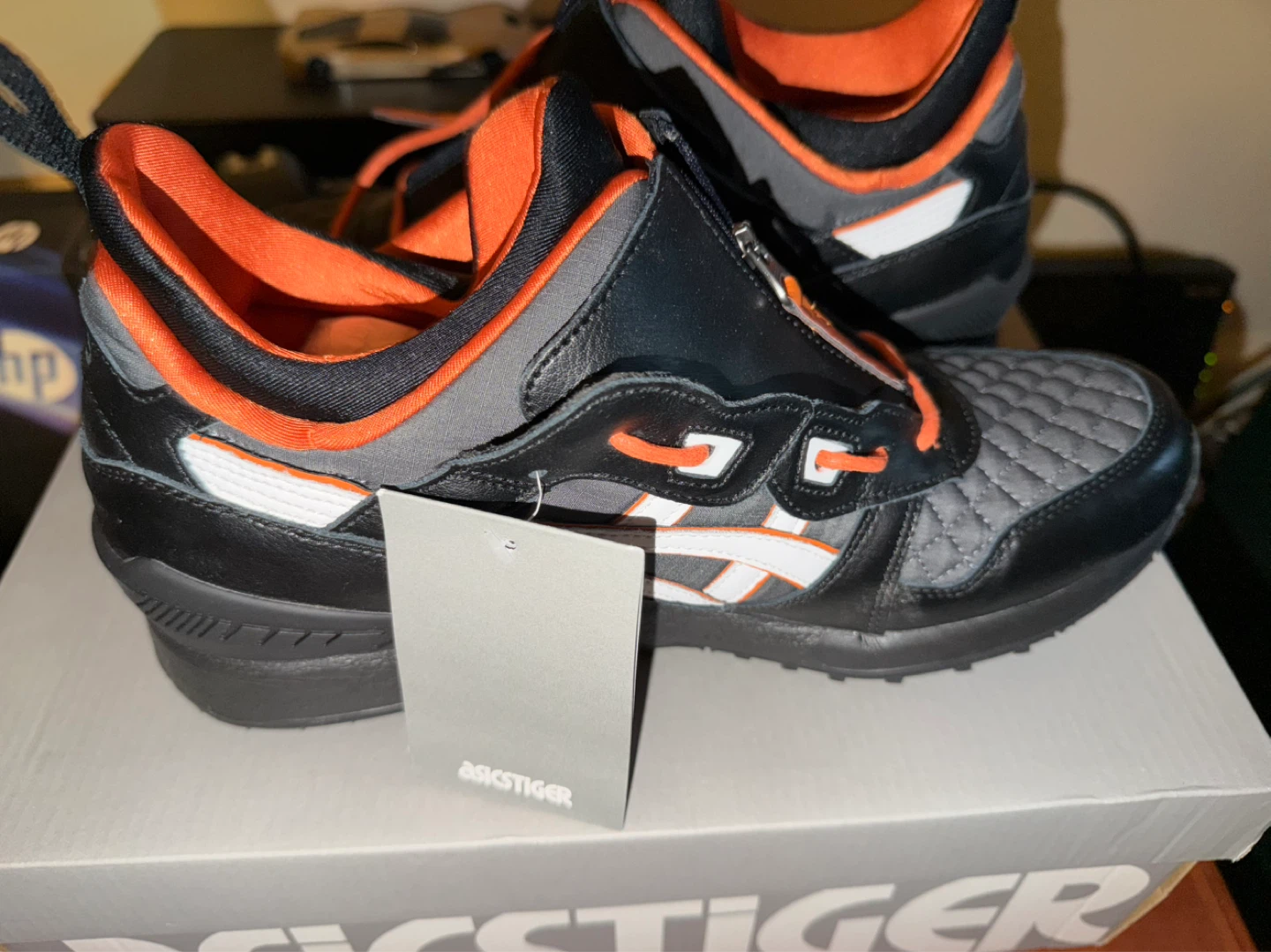 ASICS TIGER Gel Lyte III "Orange Zip" Sneakers Men’s 10 New - photo 3