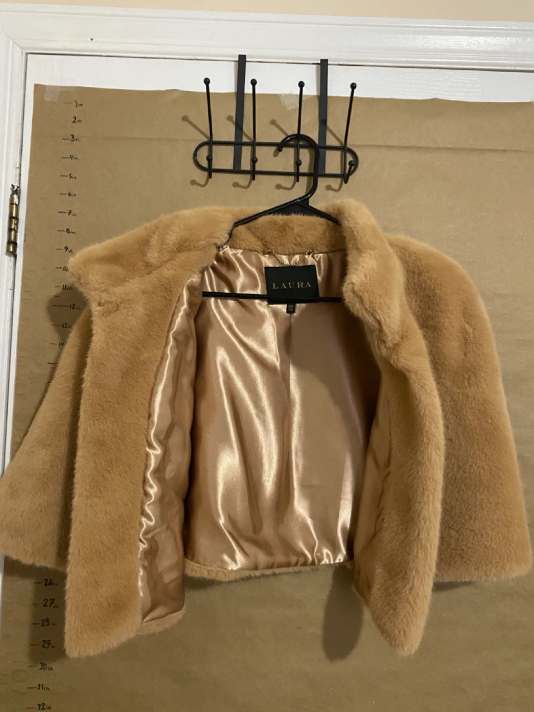 LAURA Faux Fur Capelet - photo 2