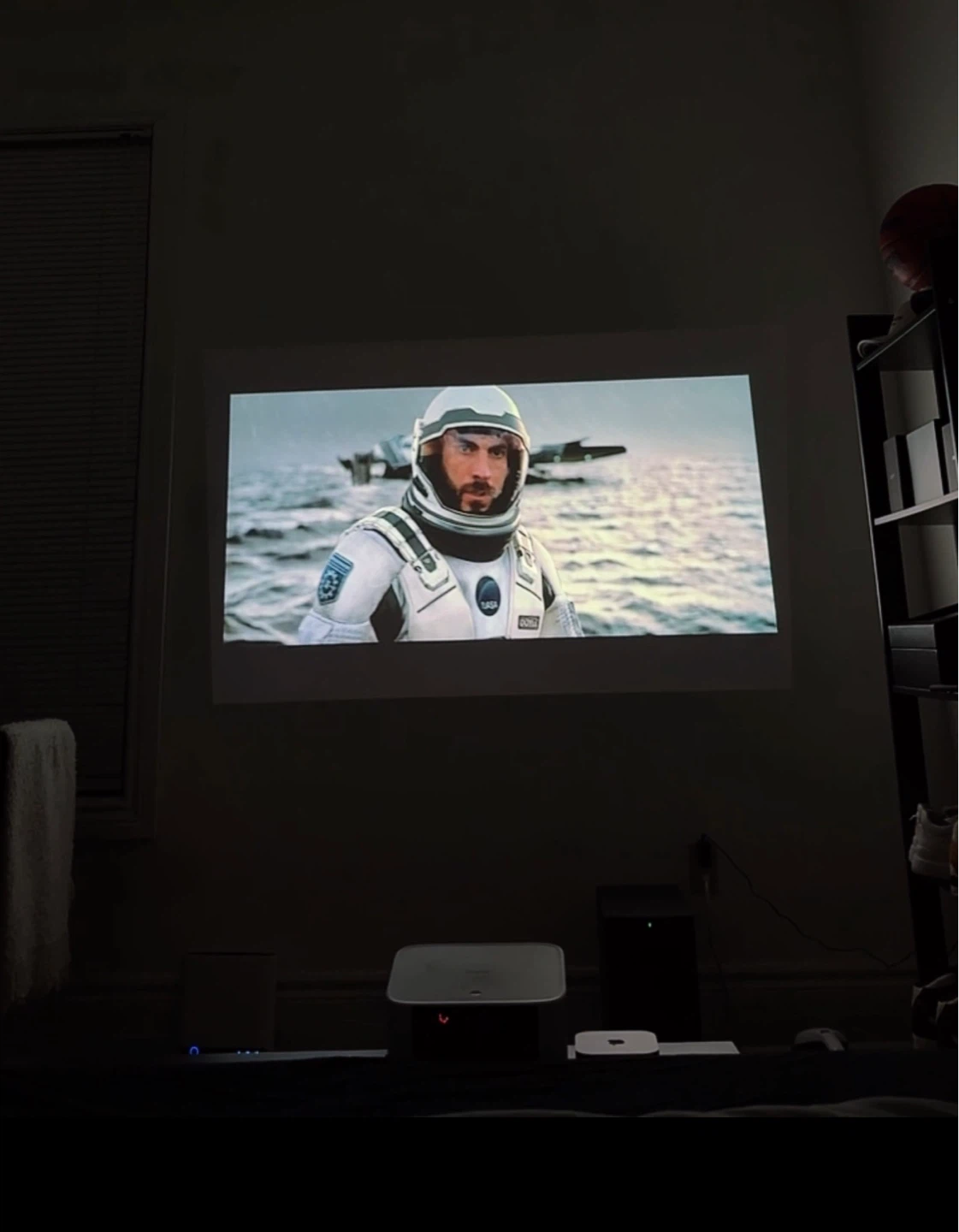 Dangbei Projector with Remote and Power Adapter - photo 3