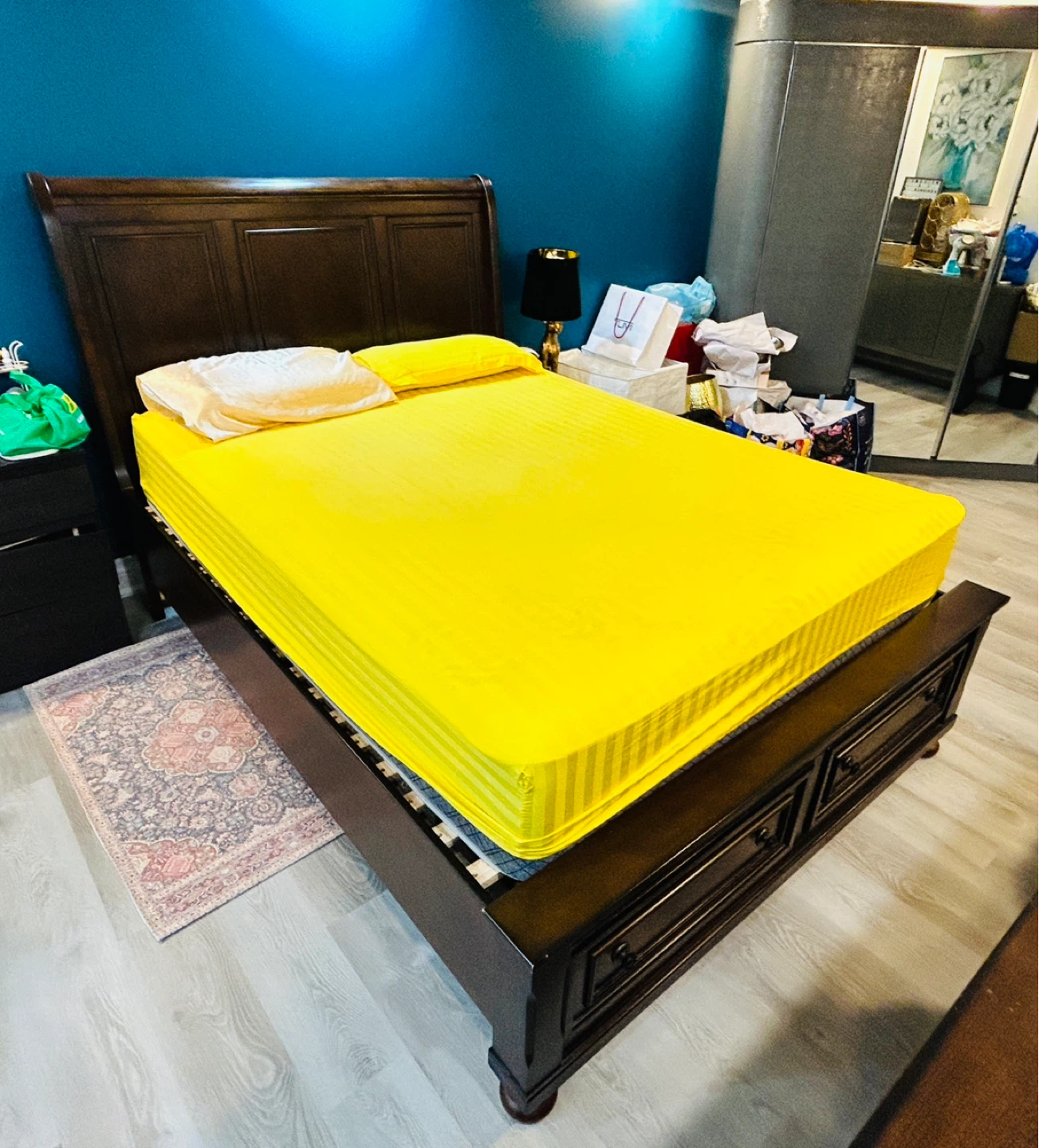 Queen Bed (with Storage) and Dresser - BRICK make - photo 4