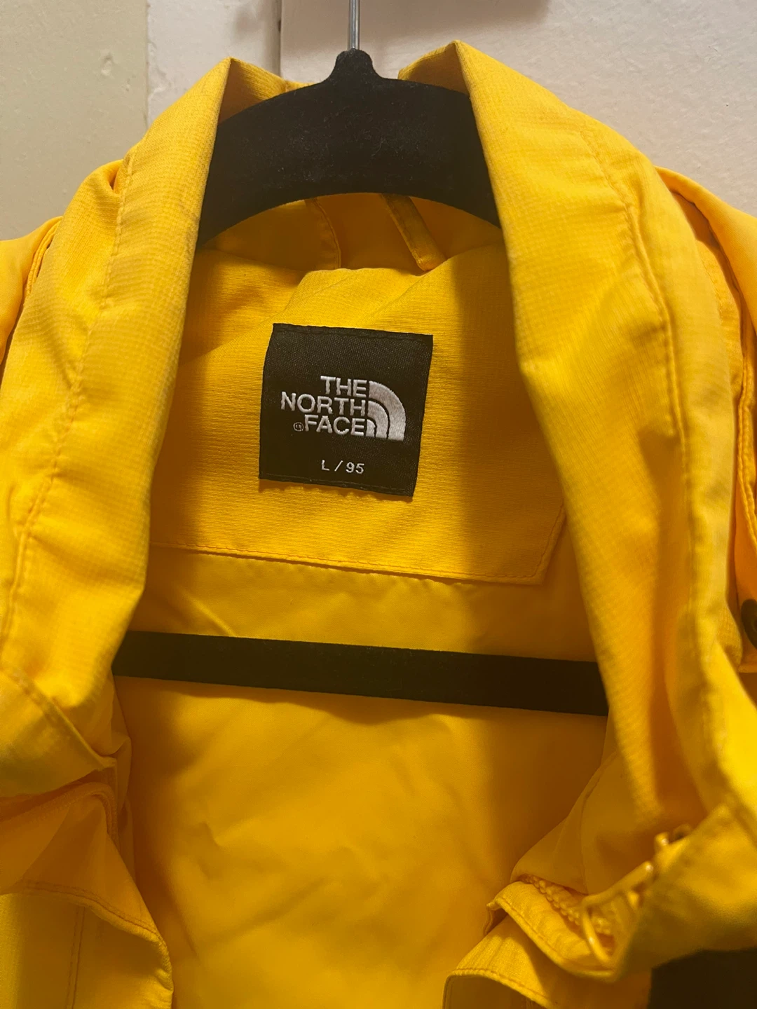 The North Face Yellow Hooded Jacket Size L - photo 3