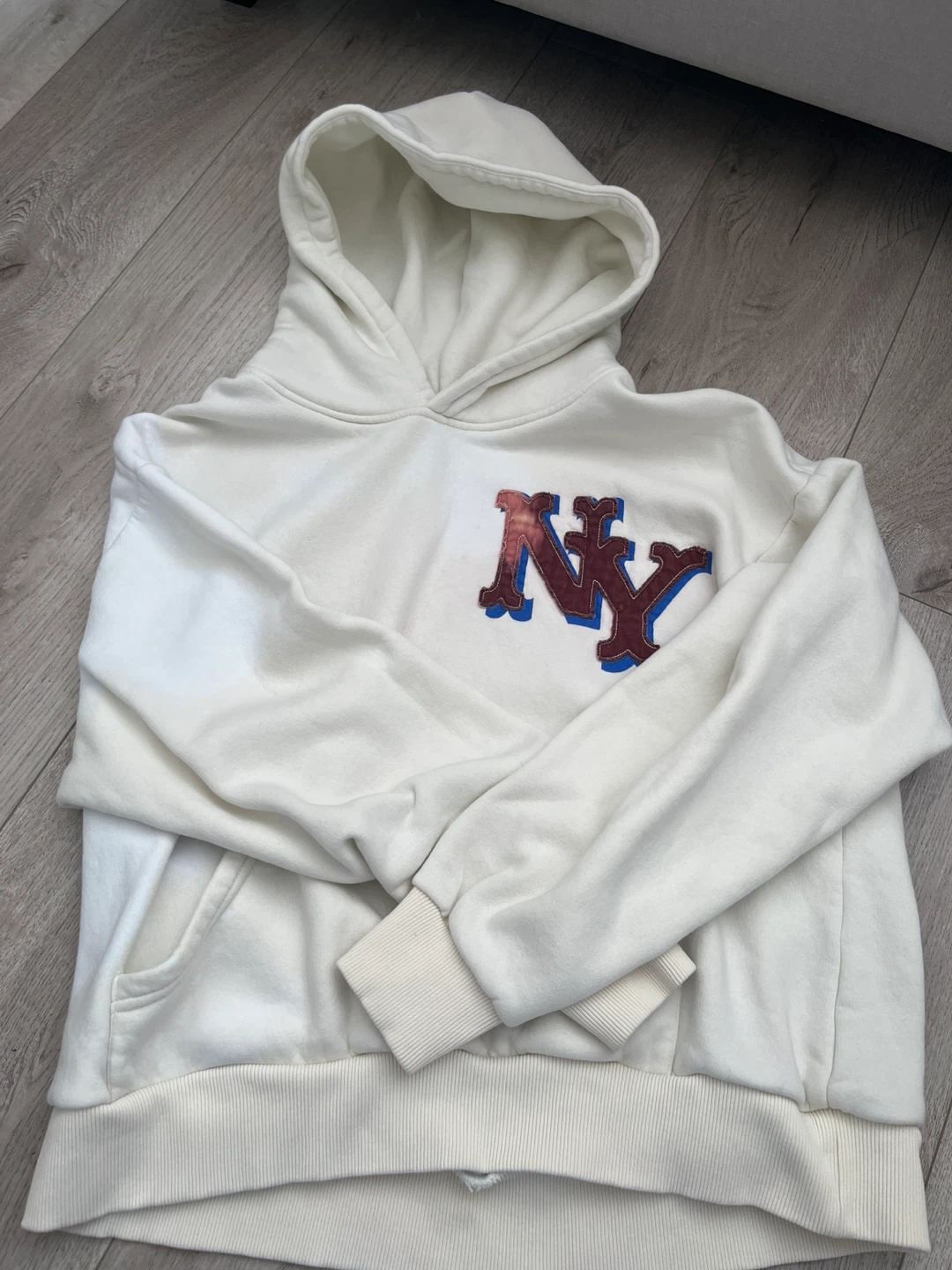 Urban Outfitters White "NY" Graphic Hoodie - photo 2