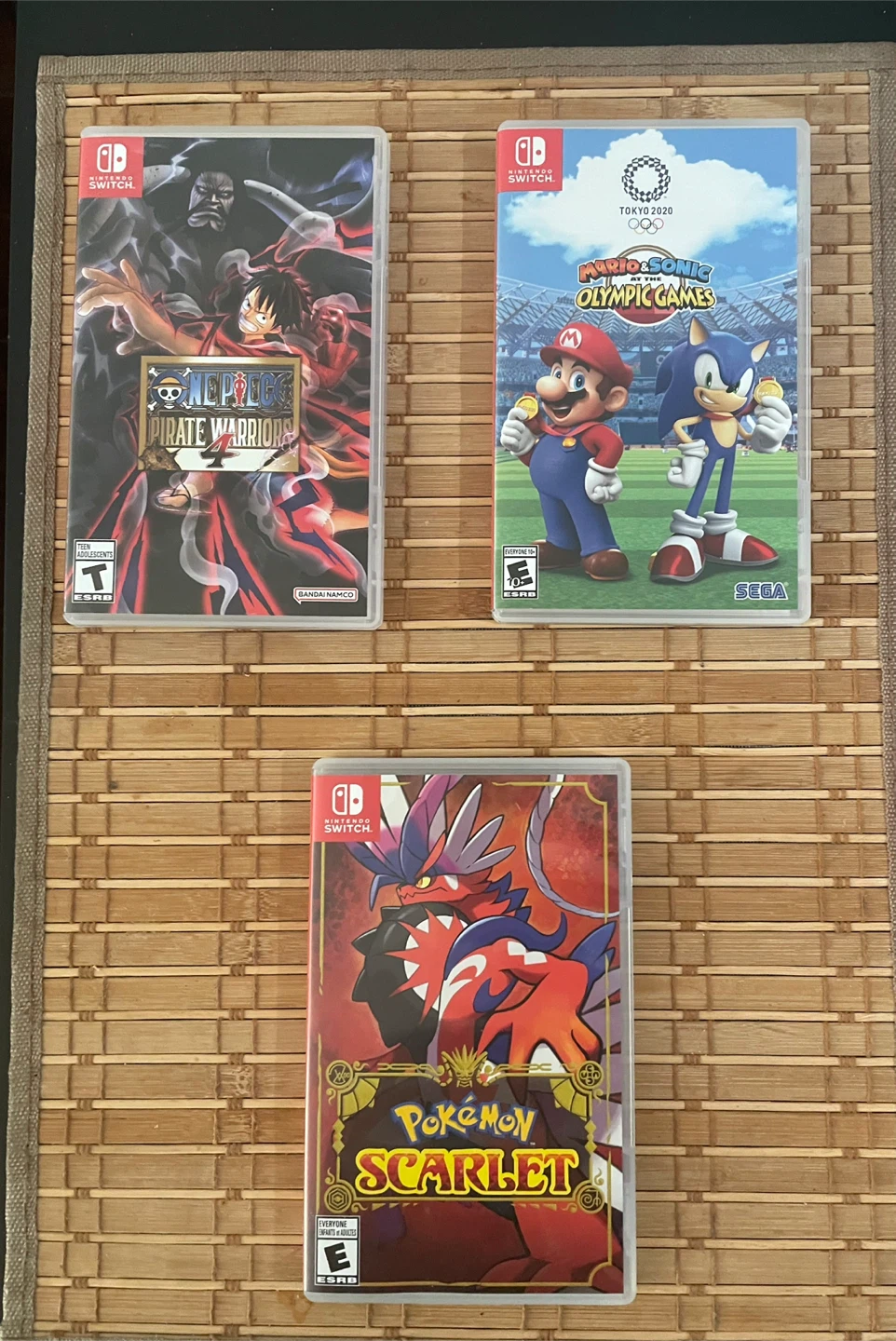 Nintendo Switch OLED – Pokémon Scarlet & Violet Limited Edition - photo 2