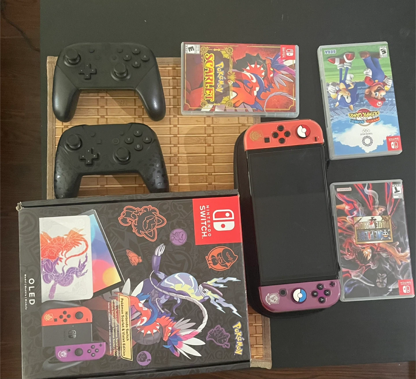 Nintendo Switch OLED – Pokémon Scarlet & Violet Limited Edition