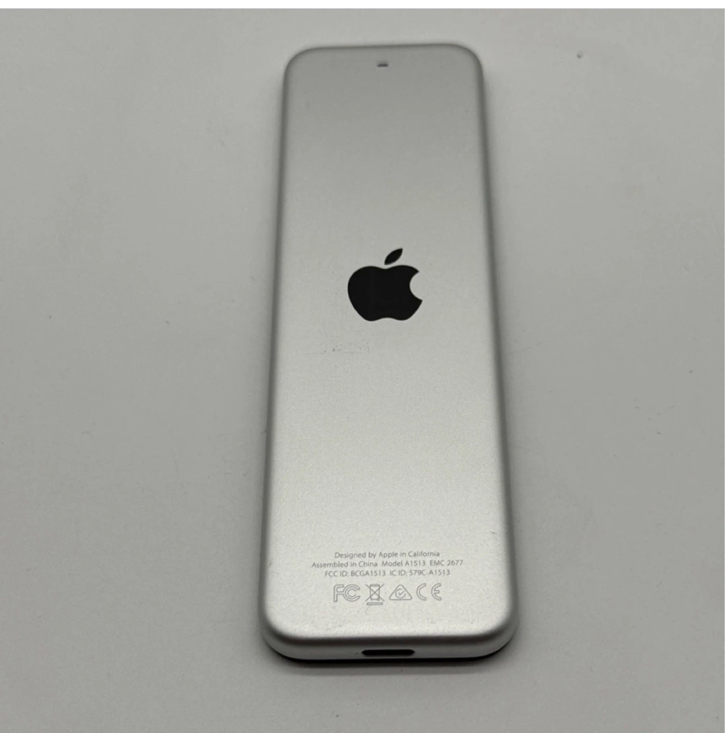 Apple Remote A1513 for Apple TV - photo 3