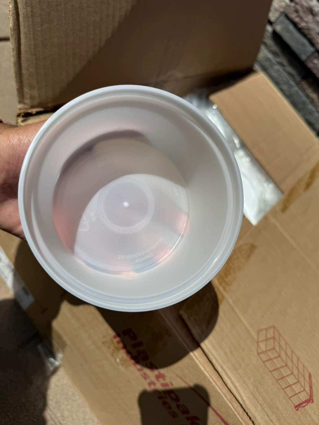 White Plastic Food Containers with Lids - photo 2