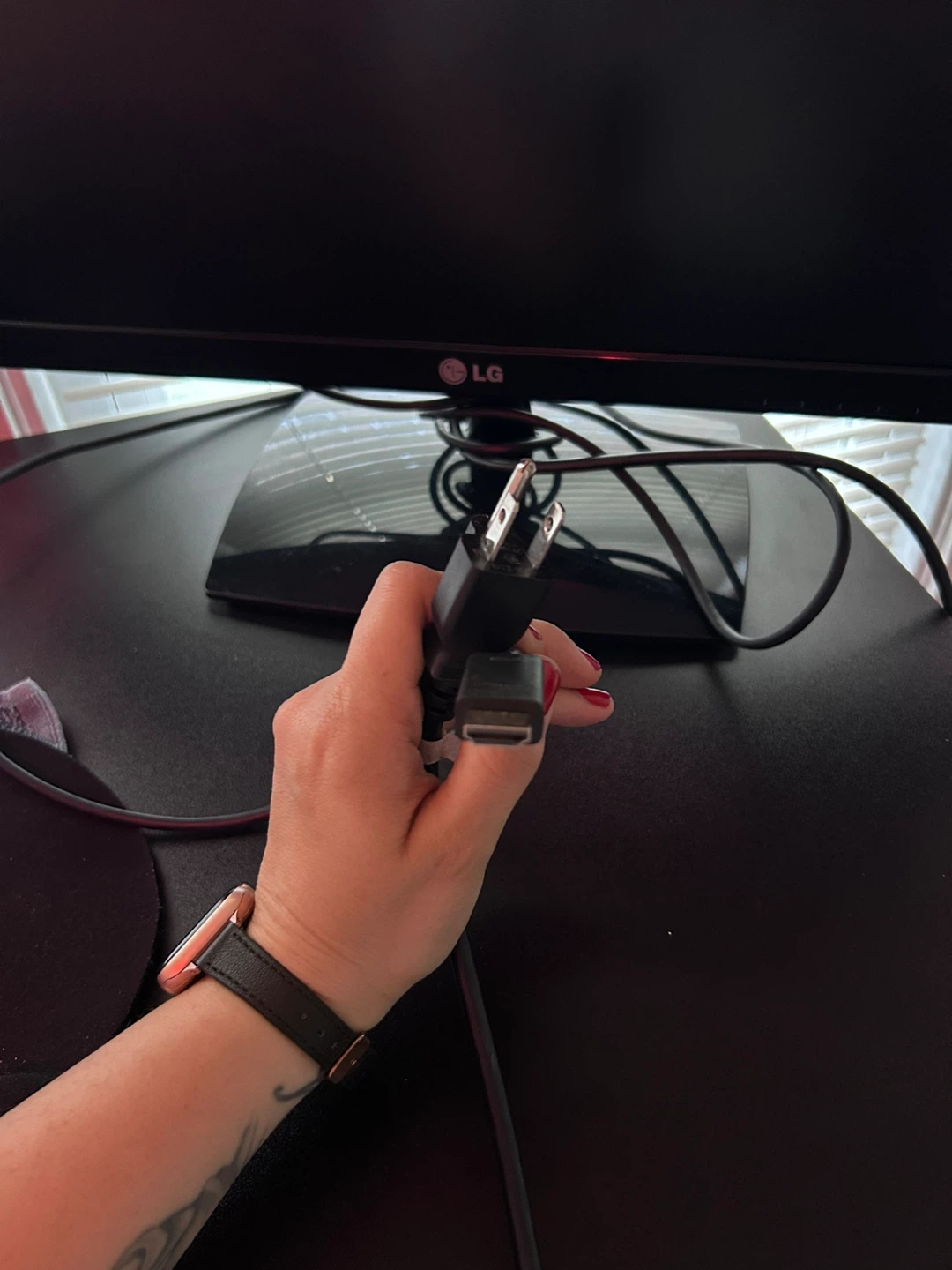 LG Flatron IPS236 Monitor - photo 3