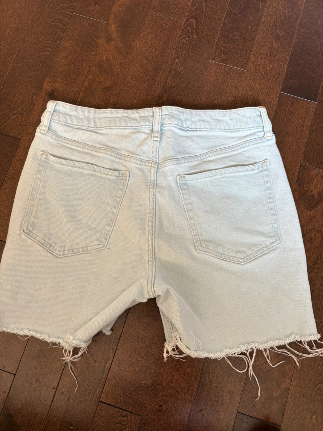 Old Navy Light Wash Denim Cutoff Shorts - Size 10 - photo 2