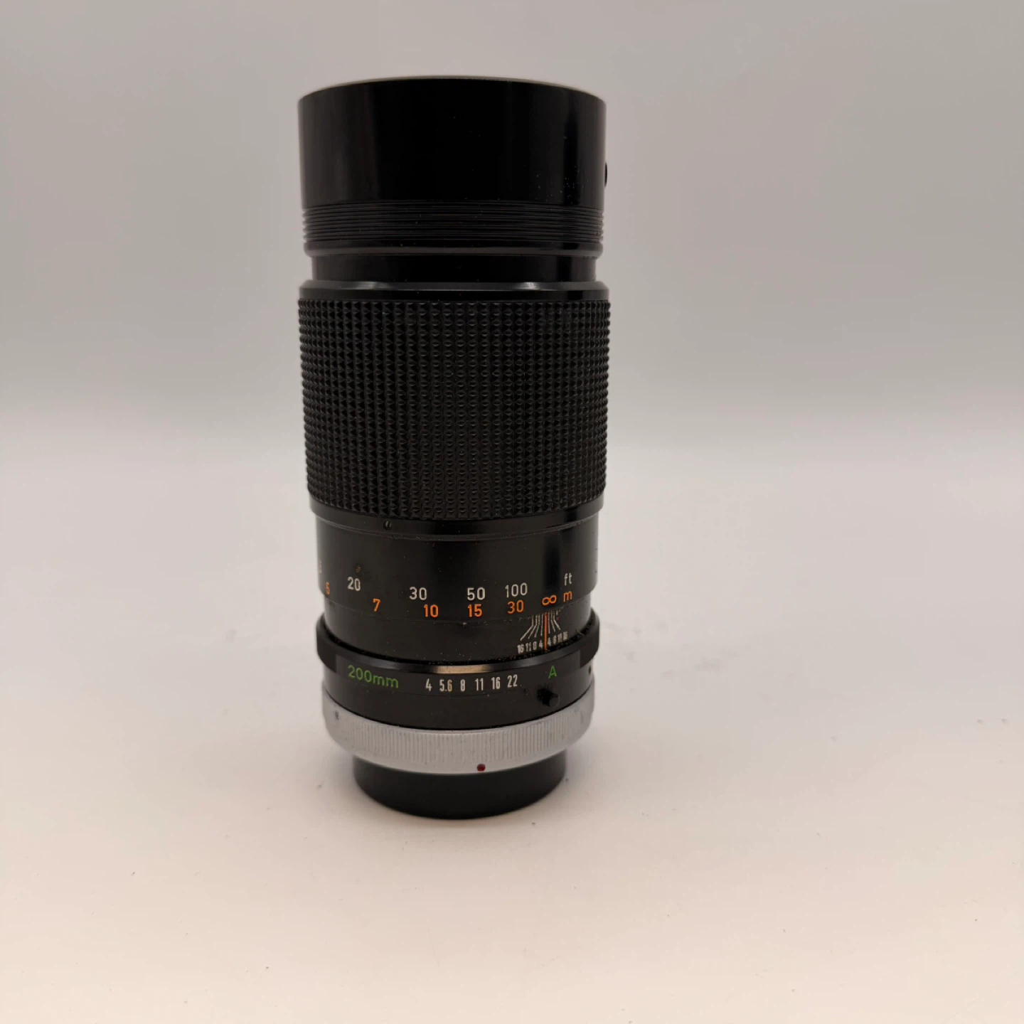 Canon FD 200mm f/4 SSC Telephoto Lens w Case Vintage Japan - photo 3