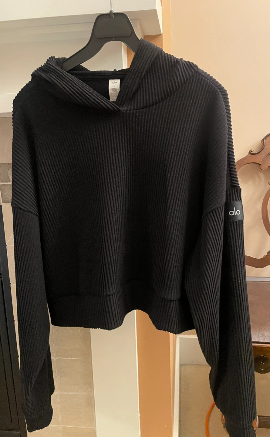 Alo Muse Hoodie - Black - Size M