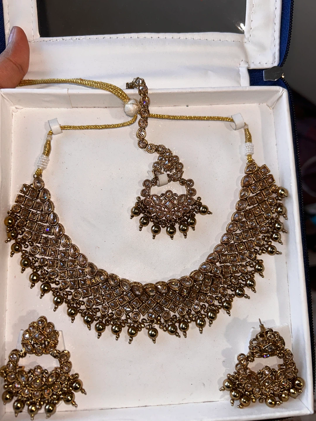 Gold Tone Kundan Necklace Set with Earrings and Tikka - photo 3