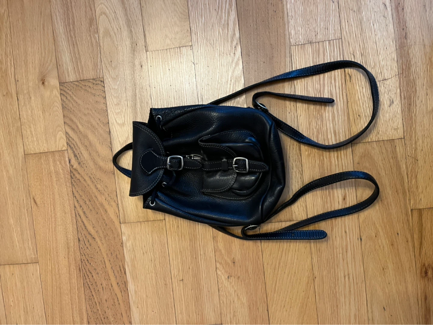 Roots Black Leather Mini Backpack - photo 4