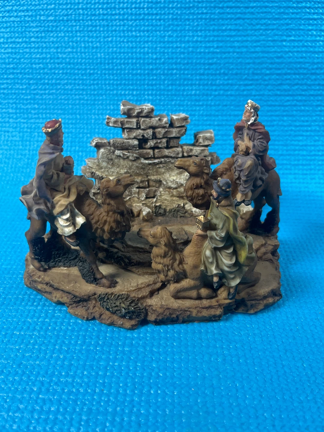 Vintage 3D Nativity Tabletop Set - 2 Pieces (Good Condition!) - photo 4