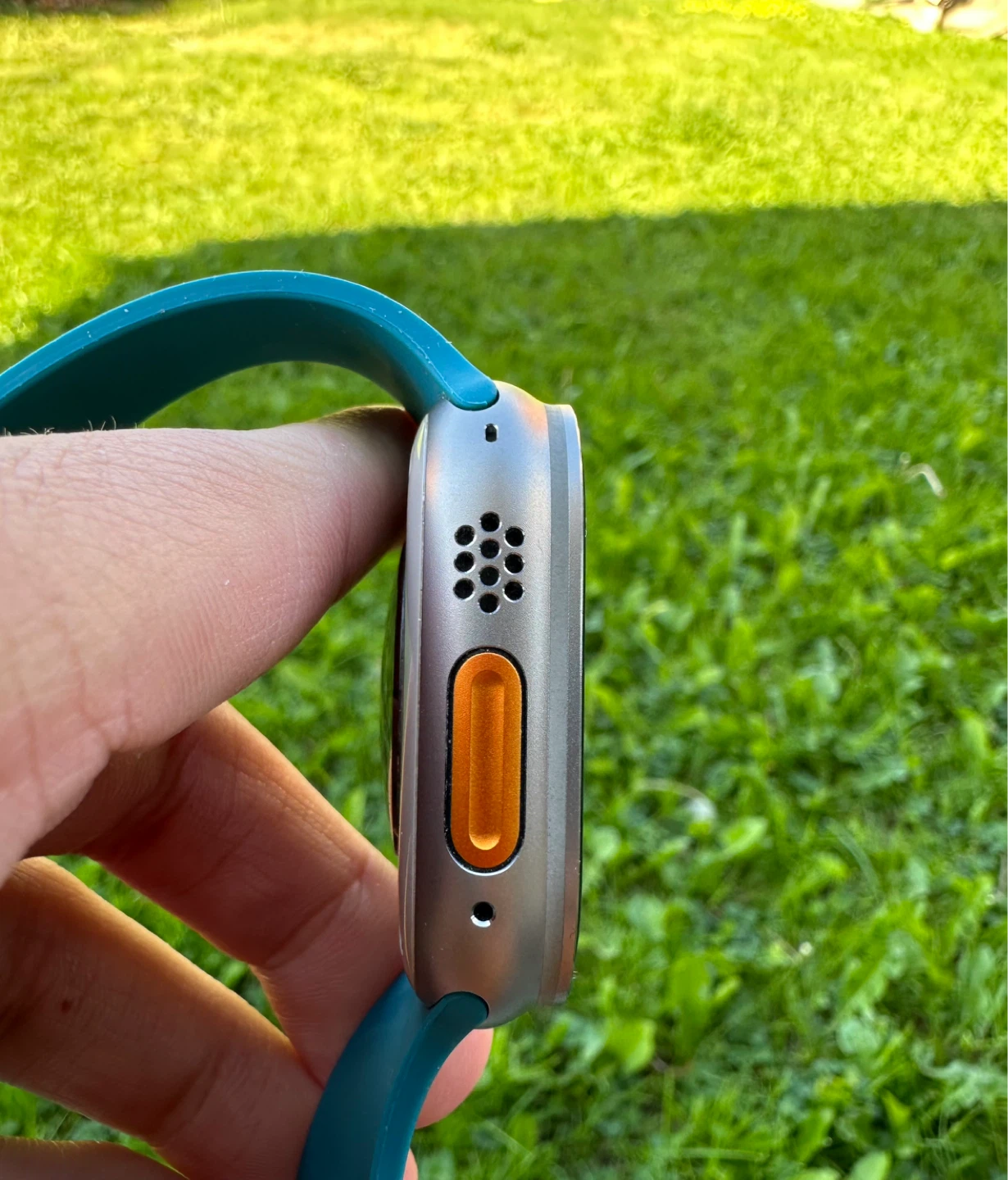 Apple Watch Ultra 2- 49mm Titanium Case - photo 5