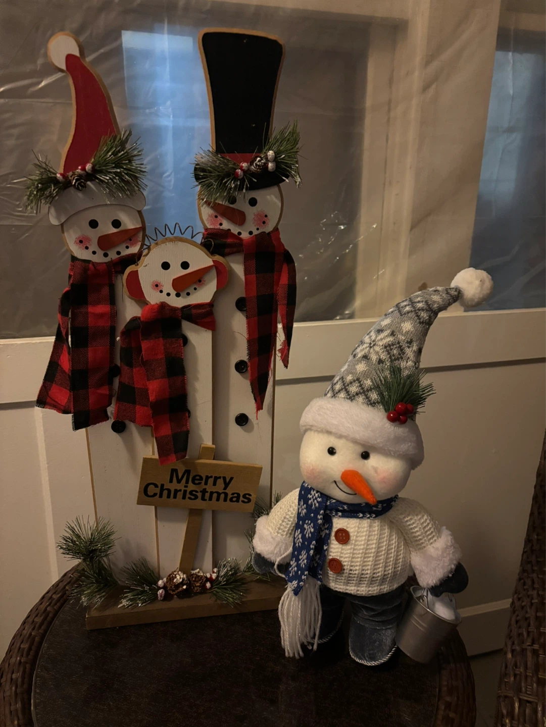 Wooden Snowman Christmas Decor with "Merry Christmas" Sign