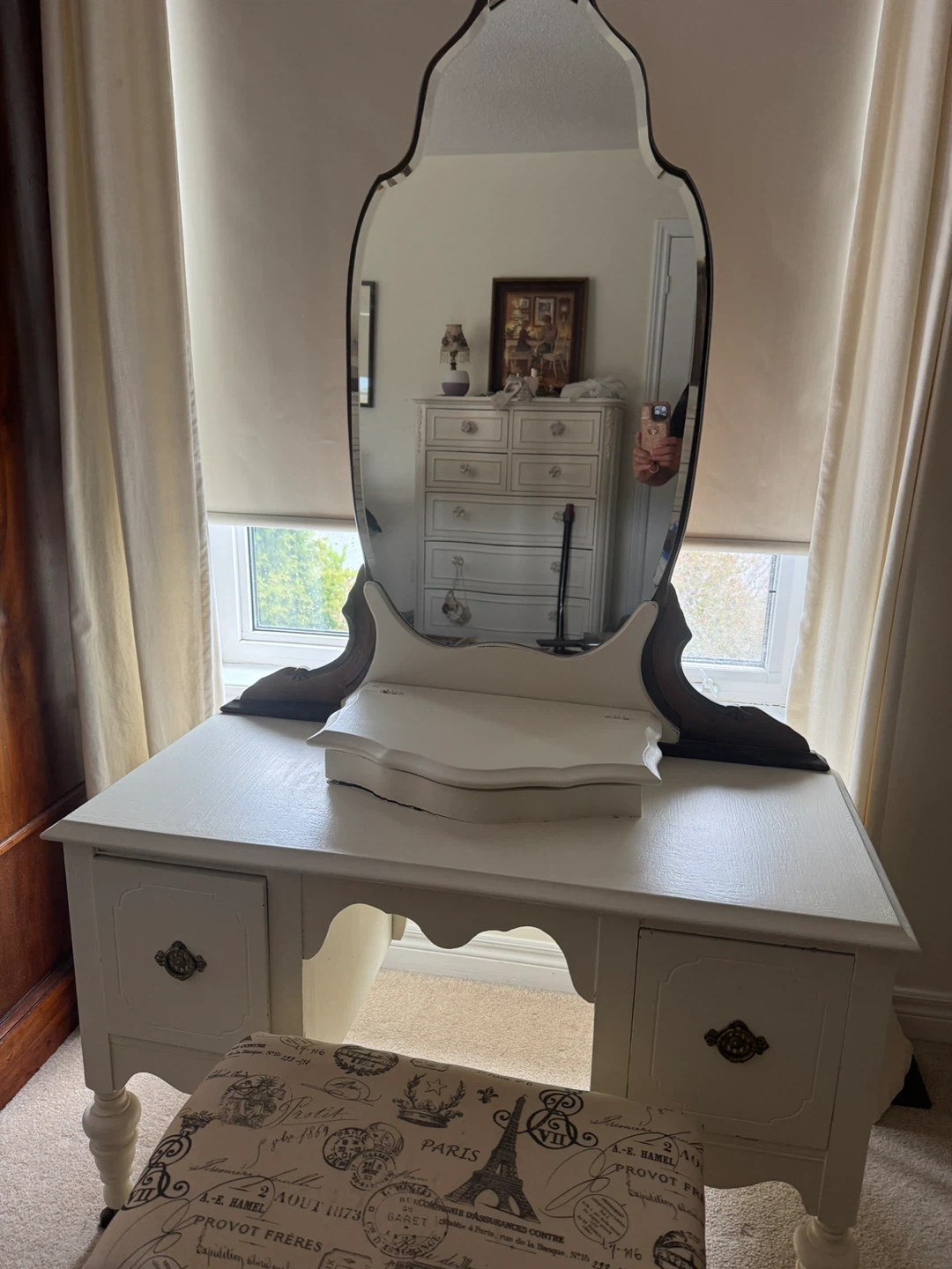 Vintage Vanity Desk with Mirror - photo 3