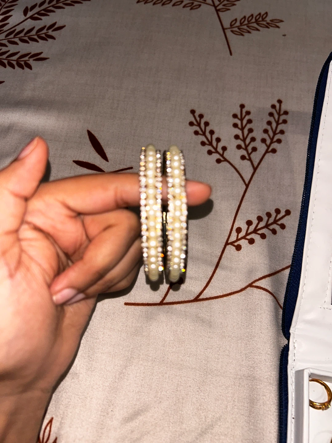 Pearl and Rhinestone Bangle Set - photo 2