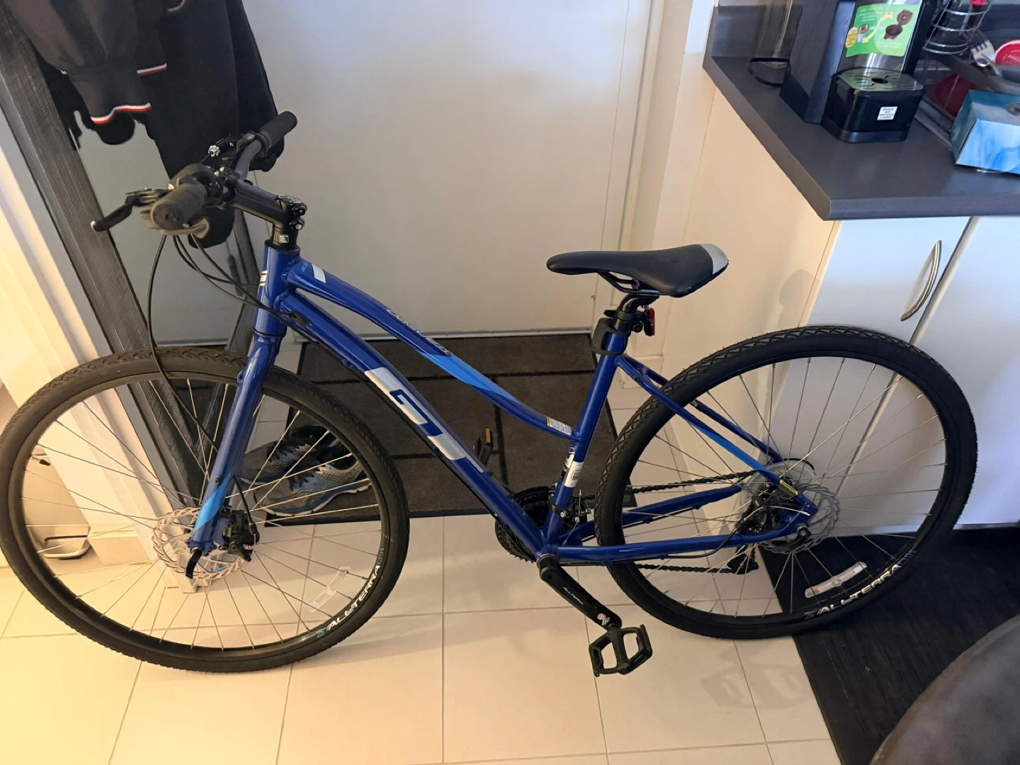 Blue GT Women's Hybrid Bike - photo 4