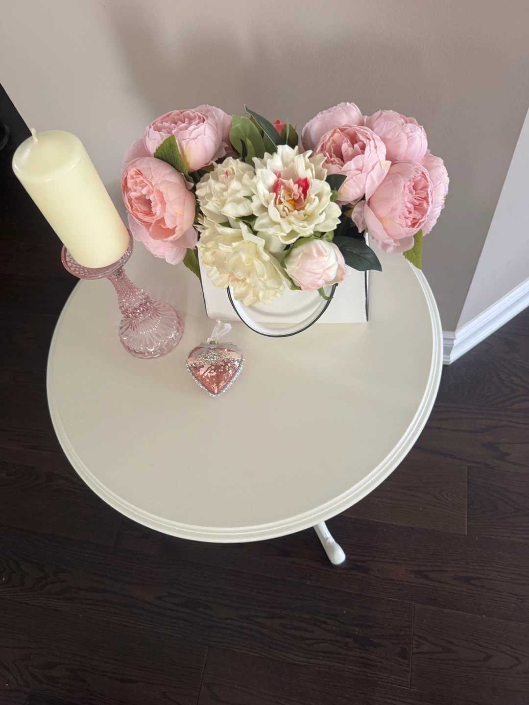 White Pedestal Accent Table