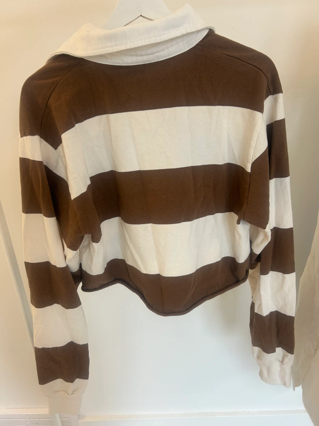 Brandy Melville Brown & White Striped Rugby Shirt - photo 2