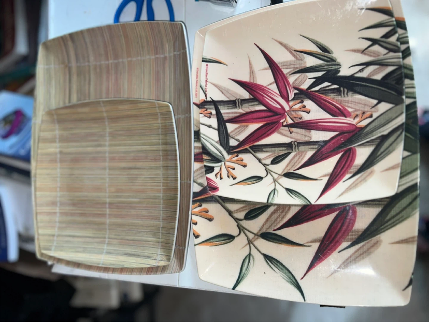 Set of 4 Decorative Bamboo Pattern Plates