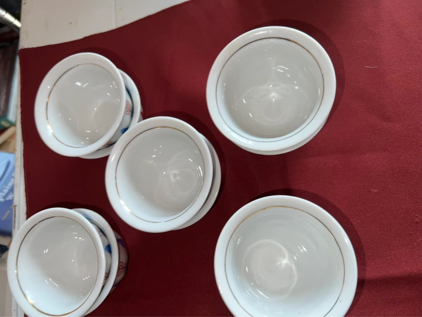 Set of 8 White Ceramic Demitasse Cups with Floral Design - photo 4