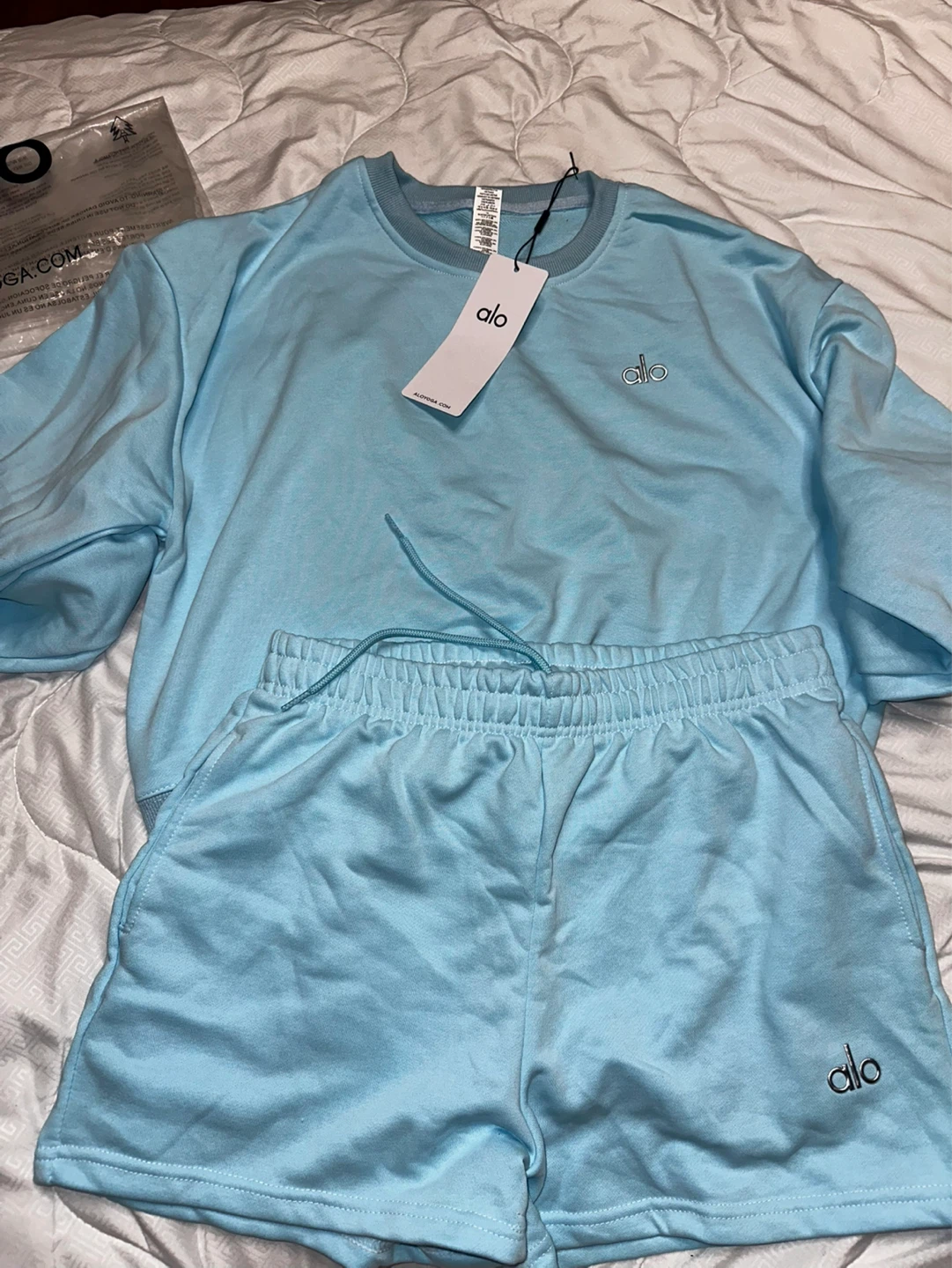 Alo Yoga Blue Sweatshirt and Shorts Set