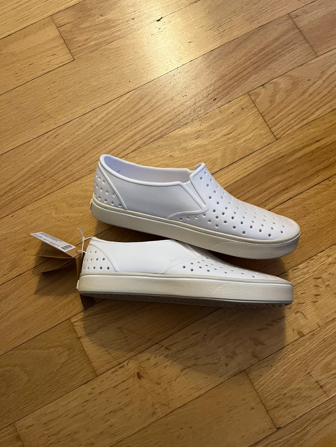 Native Shoes Miles Wanderfoam Shell/Bone White Slip-Ons - photo 2