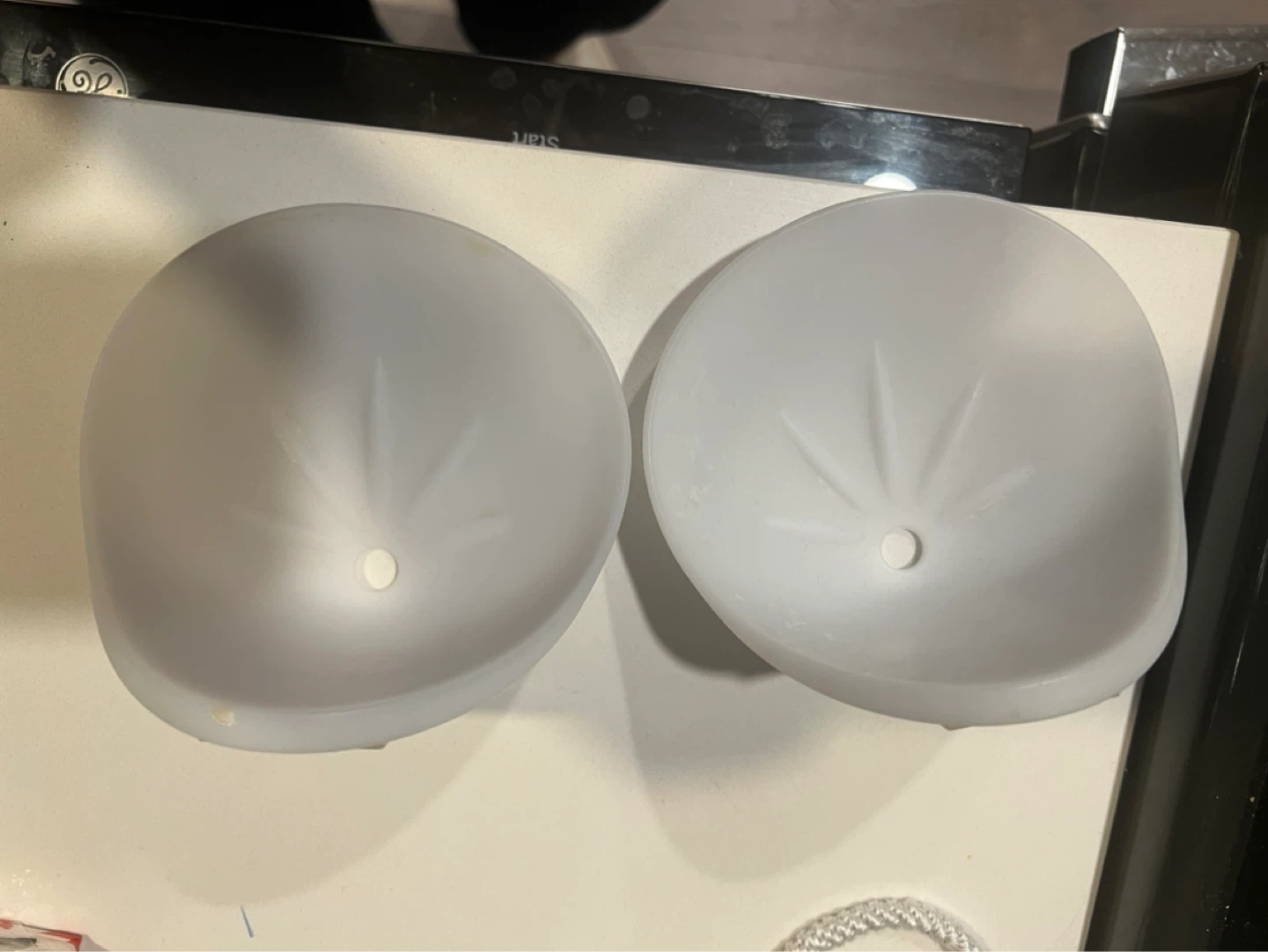 3M soap dish x2