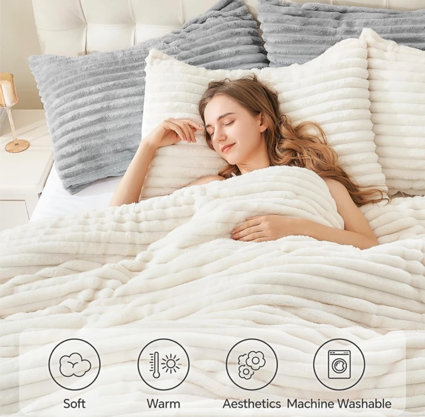 Brand New BEDELITE Fleece Queen Comforter Set - photo 4