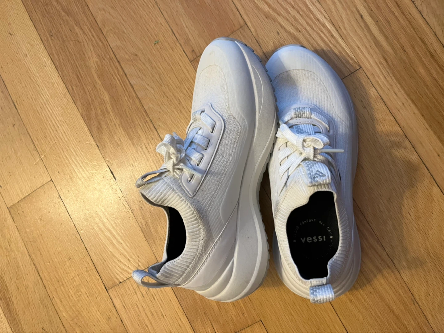 Vessi Stormburst Lowtop Sneakers White W7
