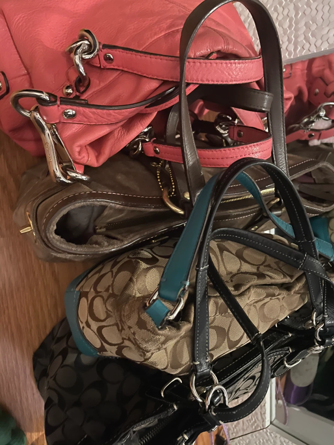 Lot of 9 Coach Handbags and Wallets - photo 2