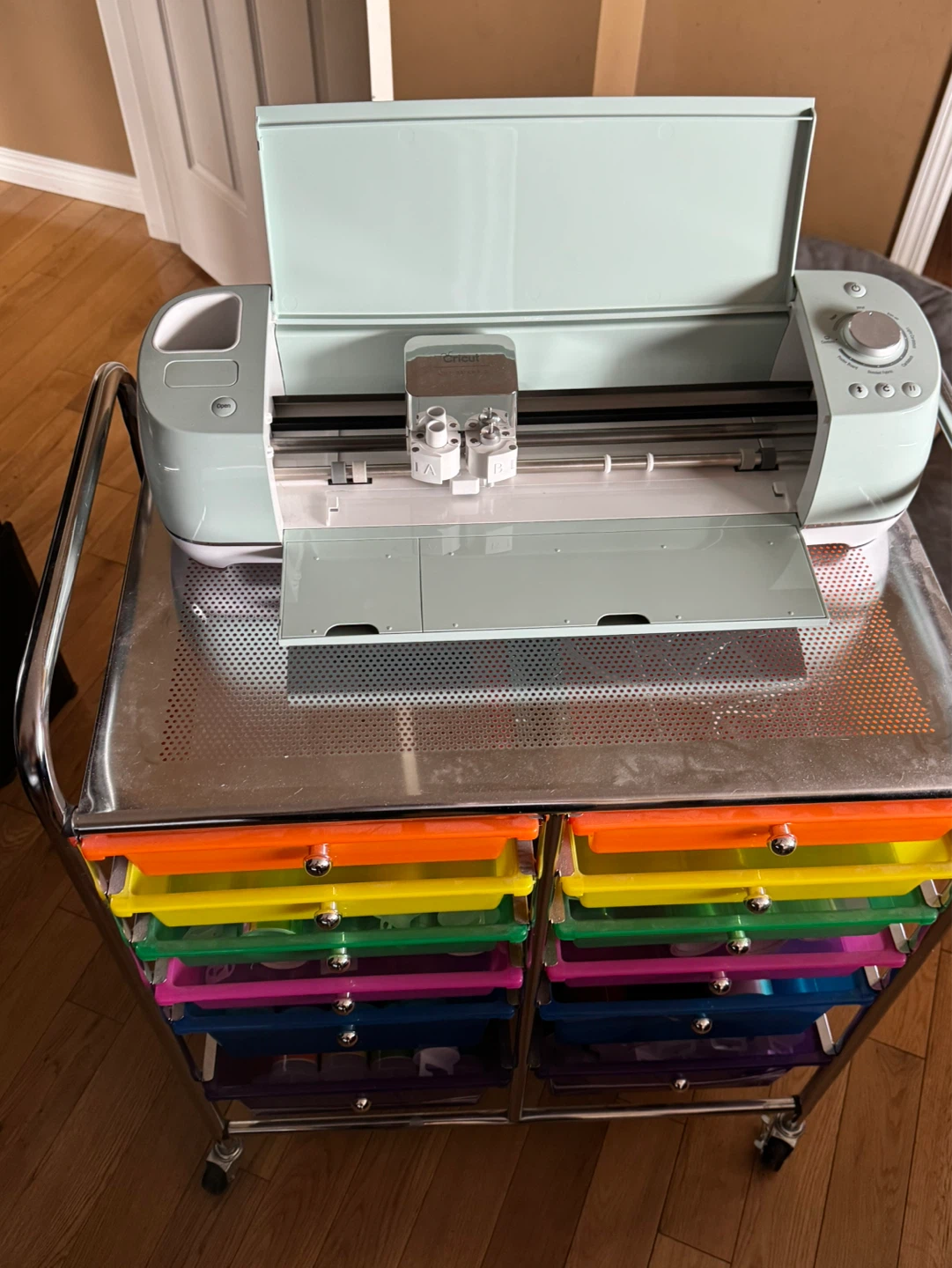 Cricut Maker Cutting Machine and Lightbox Bundle