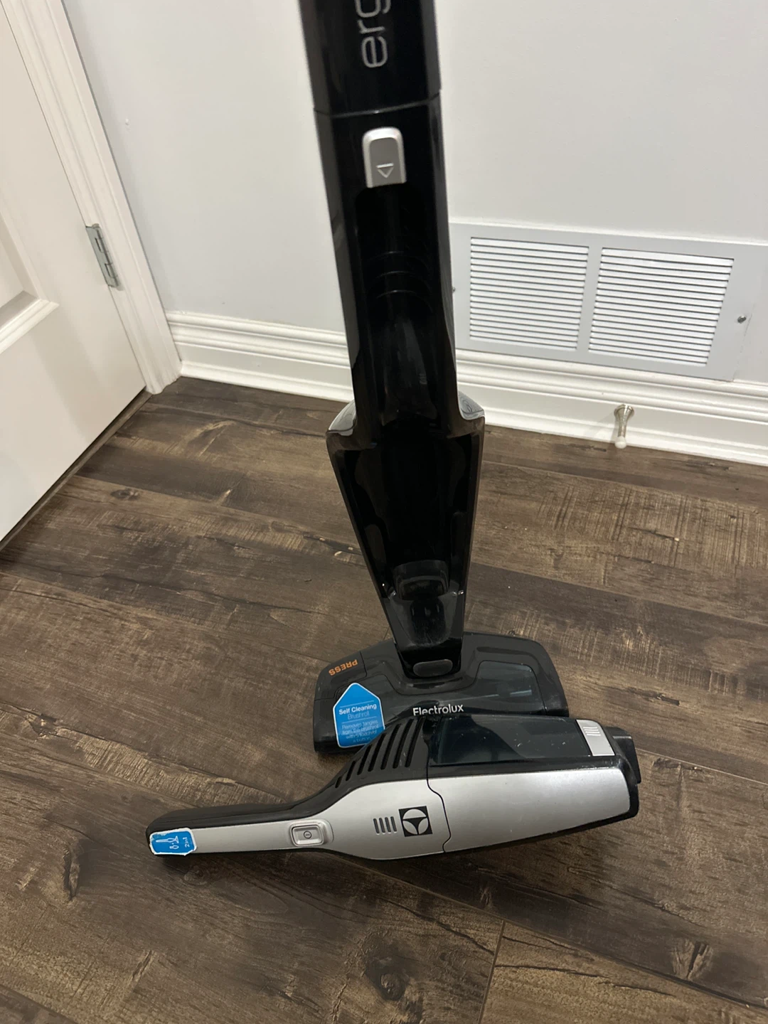 Electrolux ErgoRapido Stick Vacuum with Self-Cleaning Brushroll - photo 5