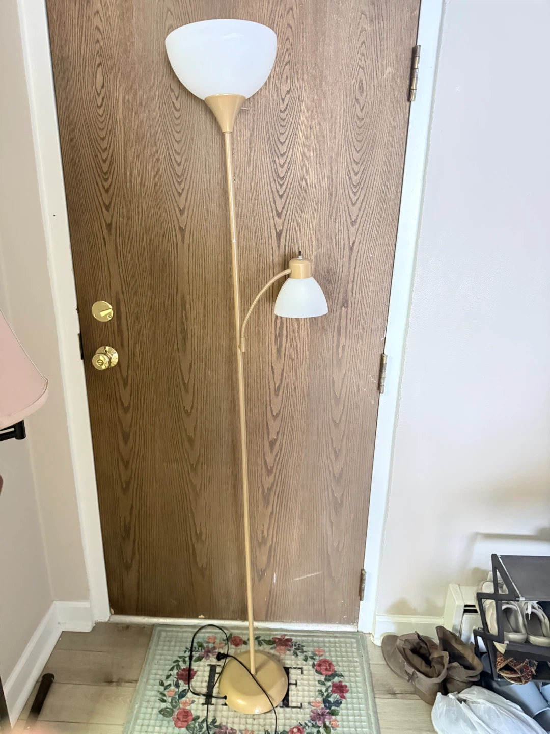 Floor Lamp with Adjustable Reading Light - photo 3