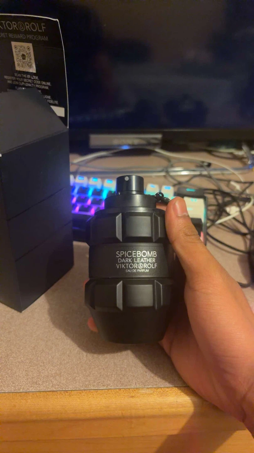 Dark leather Spice Bomb EDP - photo 3
