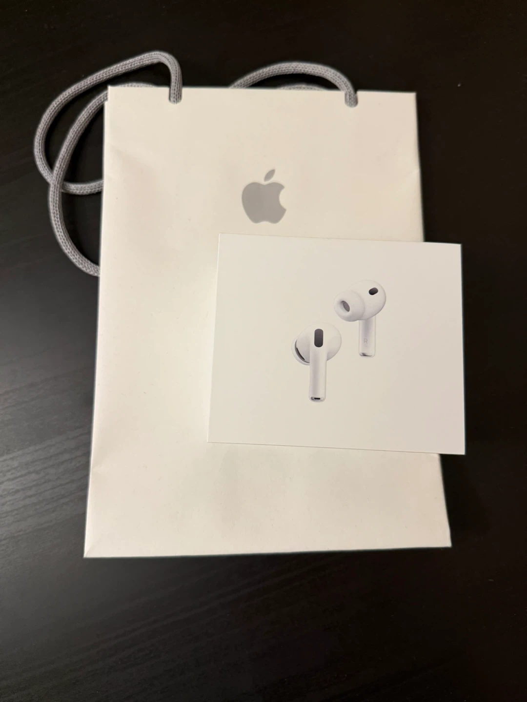 Airpods Pro 3 (Sealed & with Apple Store Receipt)