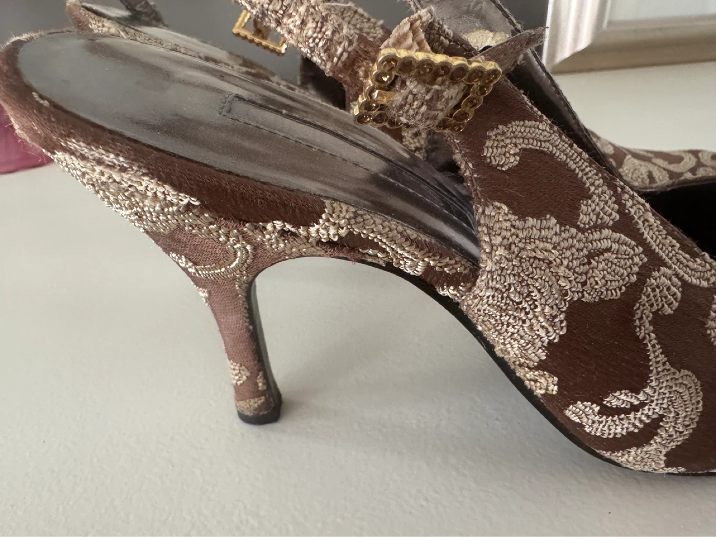 Brown patterned slingback heels - photo 2