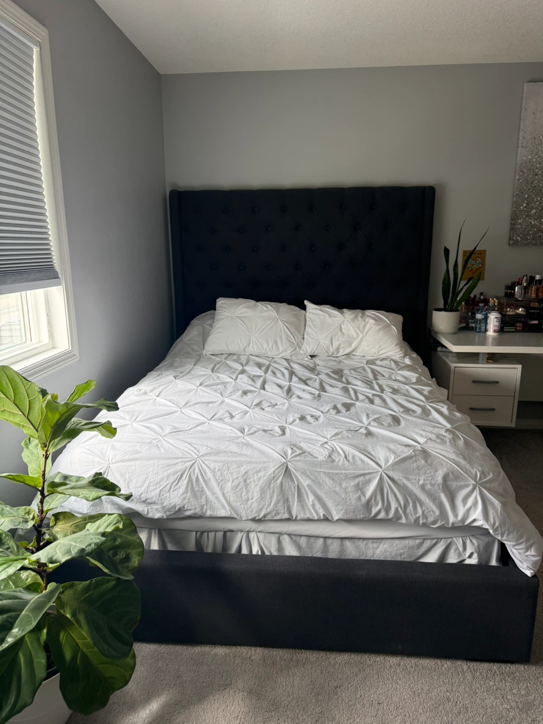 Queen Size Tufted Wingback Bed Frame with Mattress