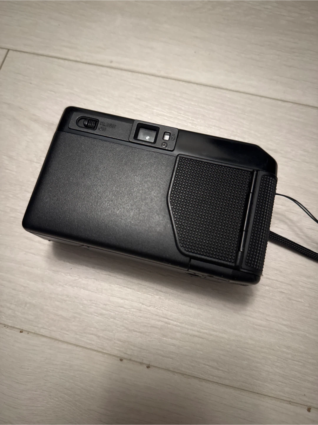 TESTED Canon Sure Shot 35mm Film Camera with Case - photo 4