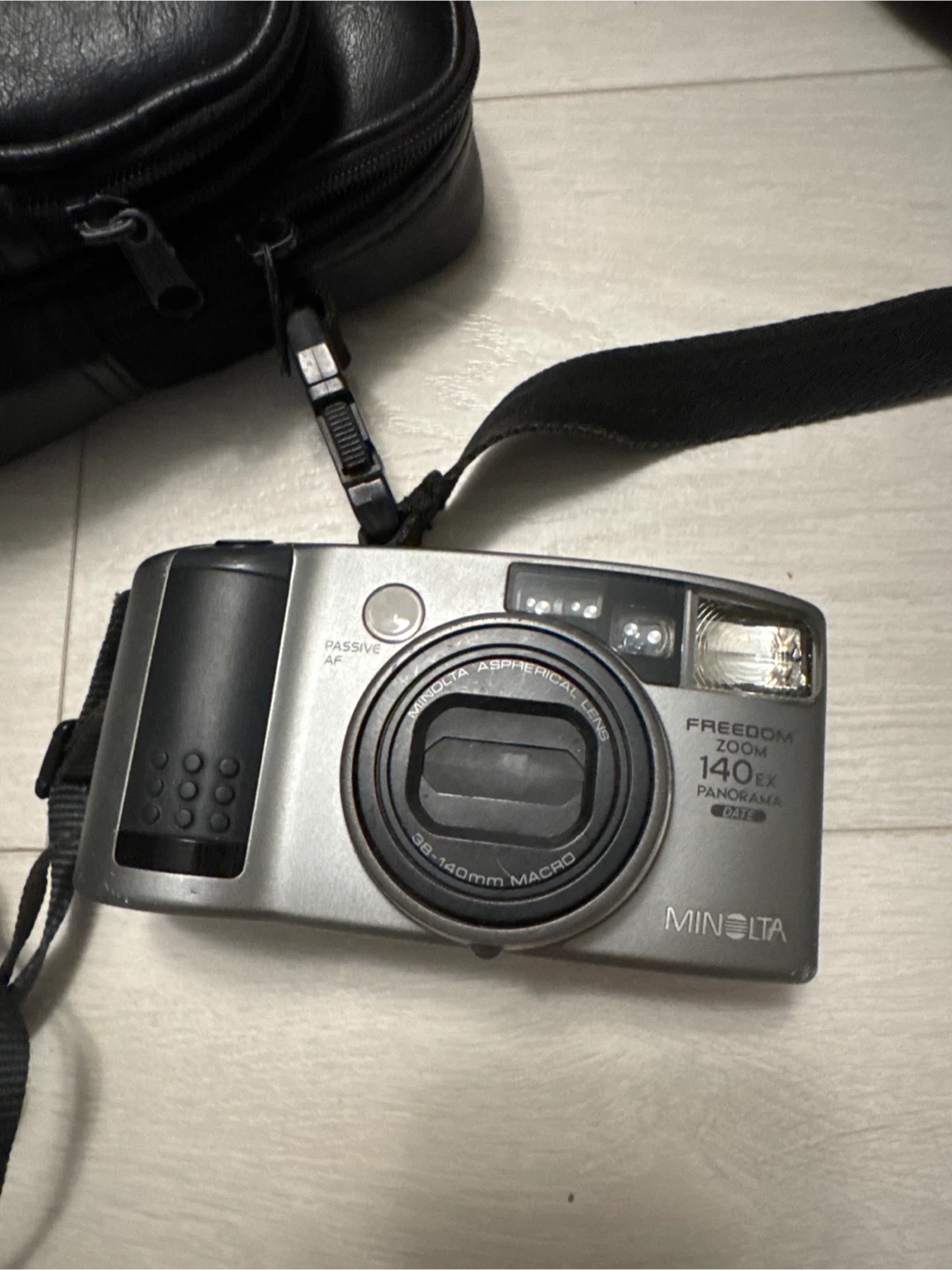 TESTED Minolta Freedom Zoom 140EX Film Camera with Case - photo 2