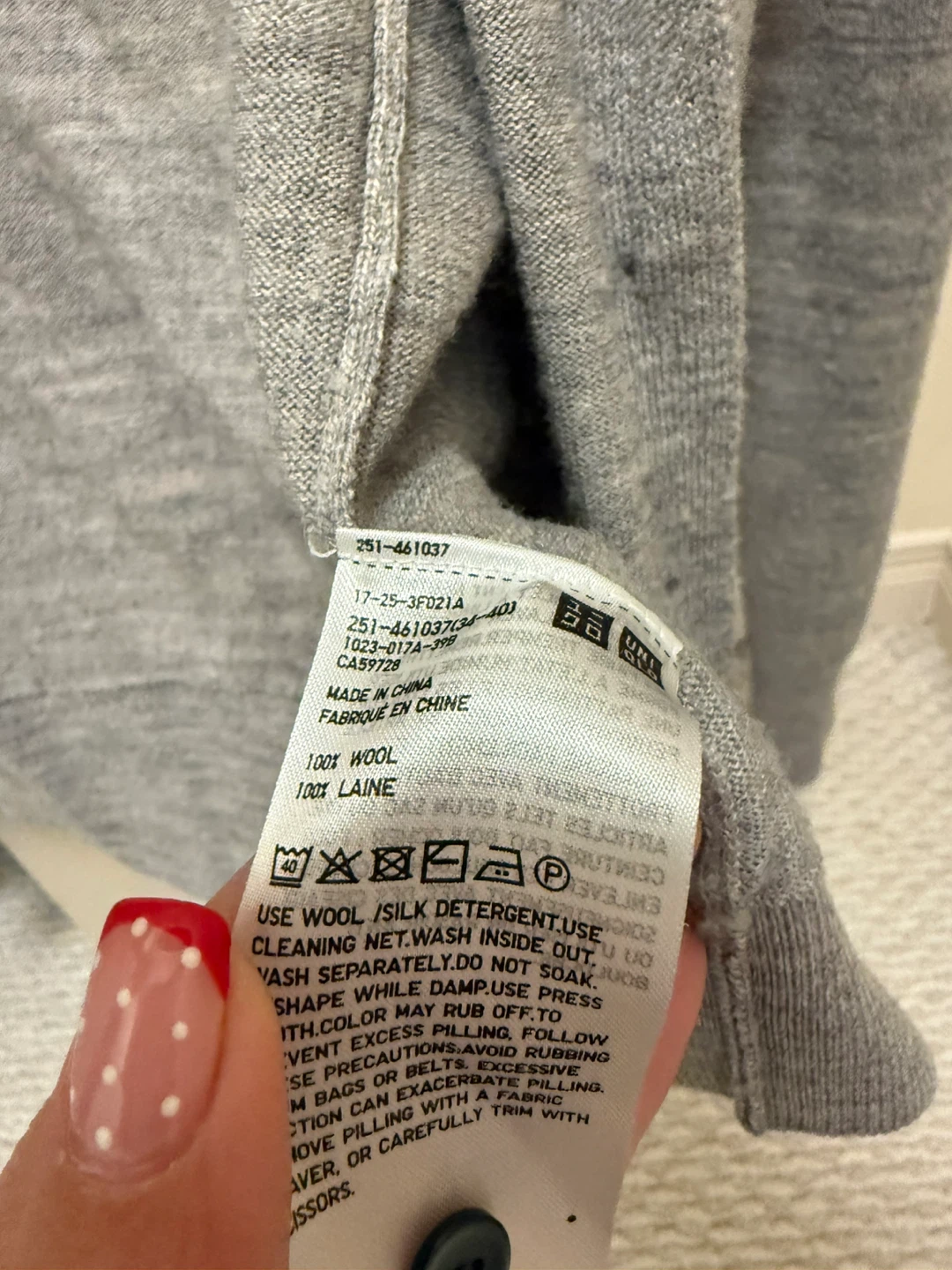 Uniqlo Grey 100% Wool Cardigan - photo 3