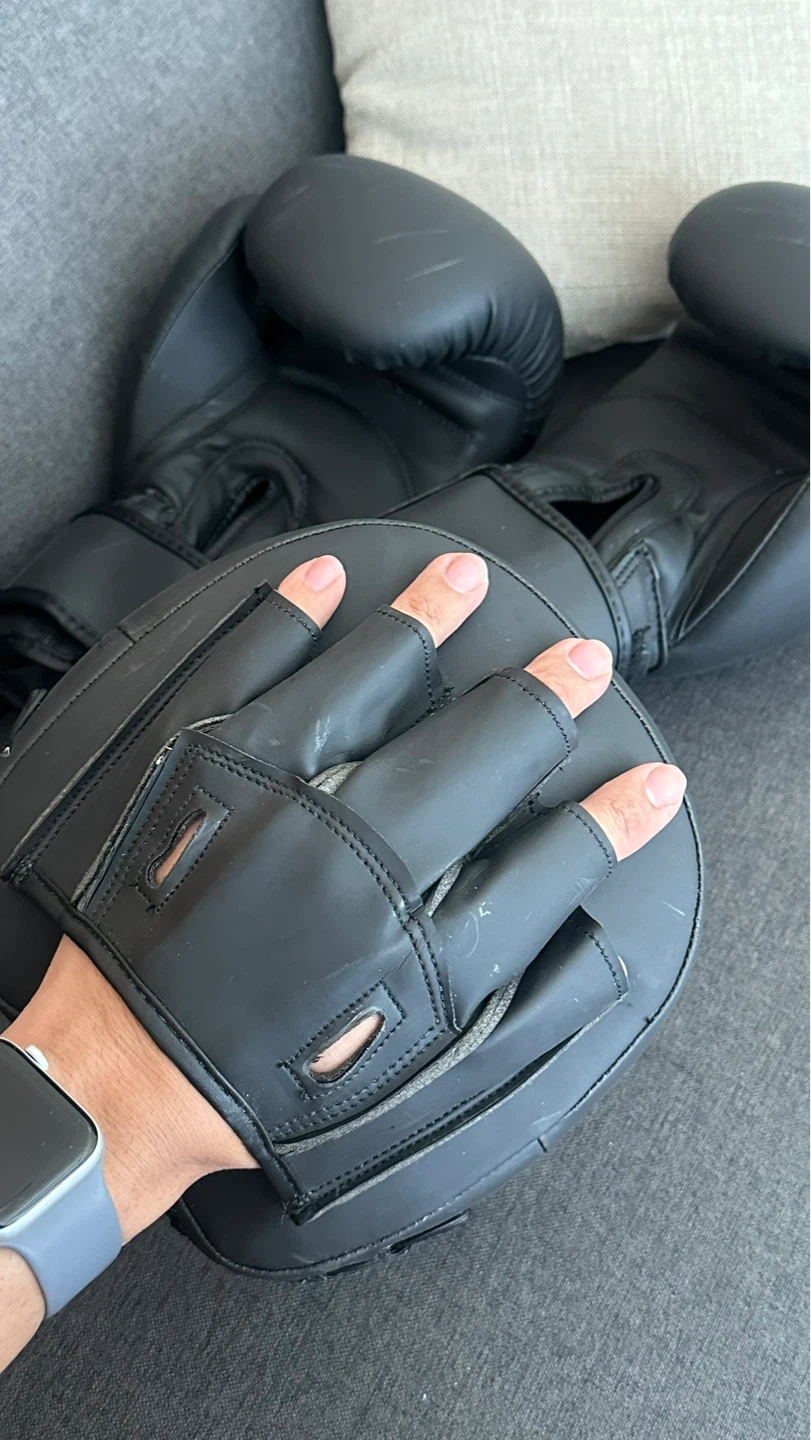 DRAKO Impact Sports Boxing Gloves and Mitts - Black, 10-oz - photo 4