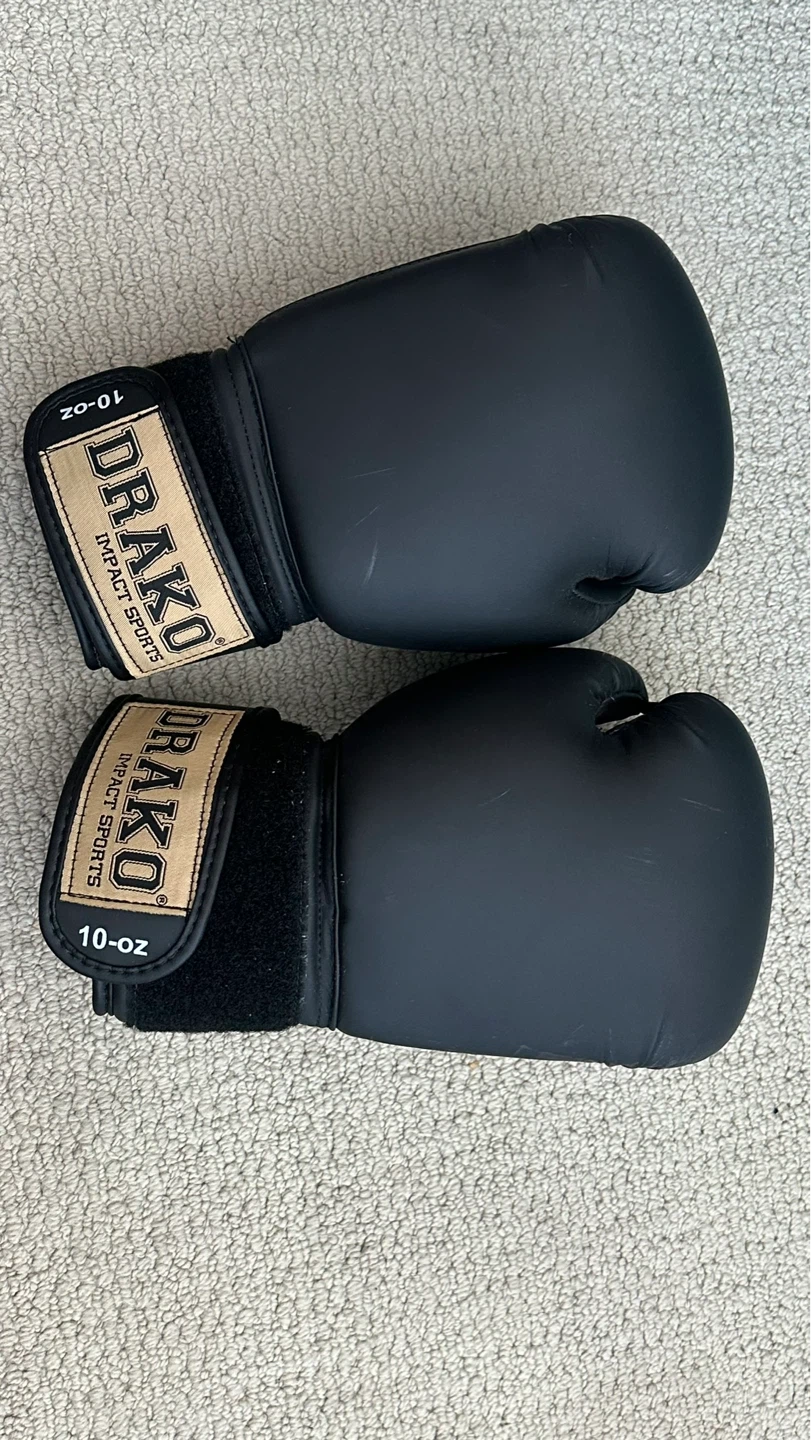 DRAKO Impact Sports Boxing Gloves and Mitts - Black, 10-oz - photo 2